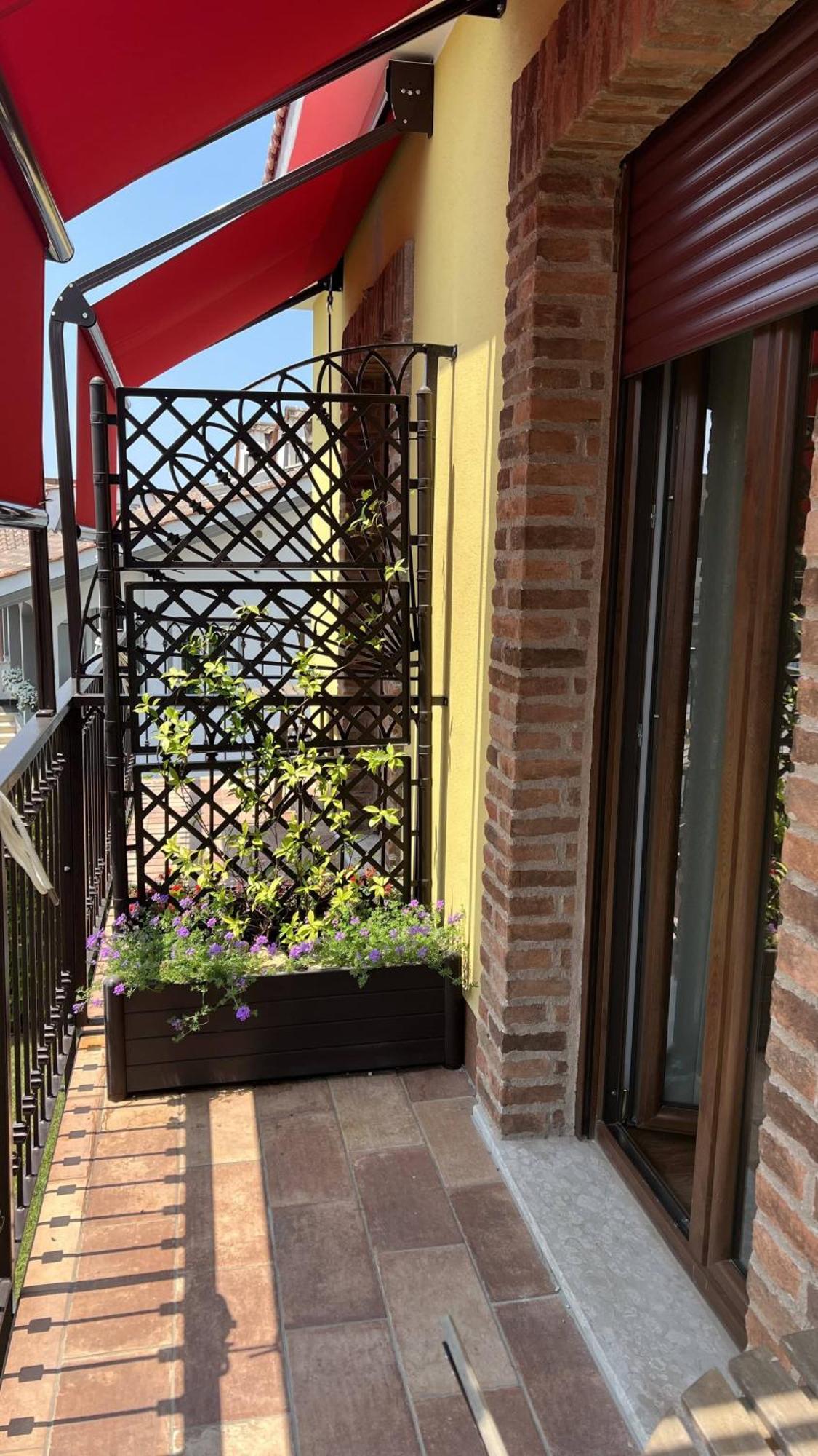 Guest House Le Vagabonde Фьюмичино Экстерьер фото