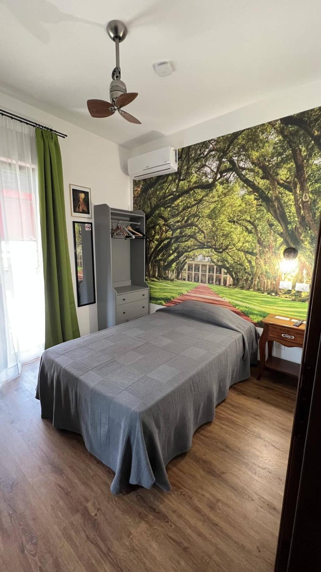 Guest House Le Vagabonde Фьюмичино Экстерьер фото